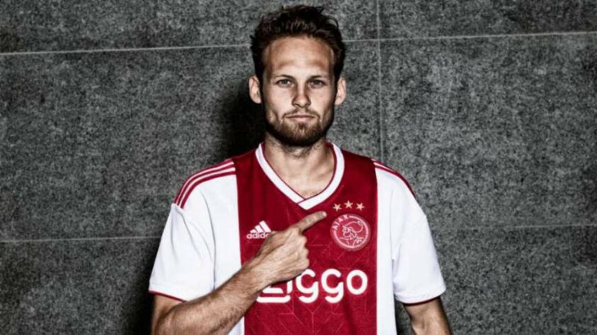 ESQUENTOU - O Ajax está com negociações avançadas pela renovação do lateral Daley Blind, de acordo com o jornalista Mike Verweij.