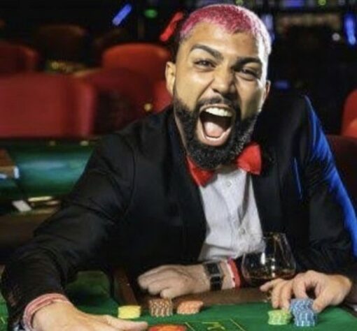 Flagrado em cassino clandestino, Gabigol vira alvo de memes dos torcedores