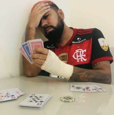 Flagrado em cassino clandestino, Gabigol vira alvo de memes dos torcedores