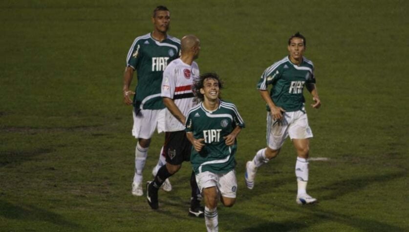 2008 - Semifinal - Mais um estadual que o Tricolor parou nas semifinais. Desta vez, o algoz foi o Palmeiras, do meia Valdívia. Na ida, vitória do Tricolor por 2 a 1, em casa. Porém, no então Parque Antarctica, Vald[ivia deu show e o Palmeiras venceu por 2 a 0.