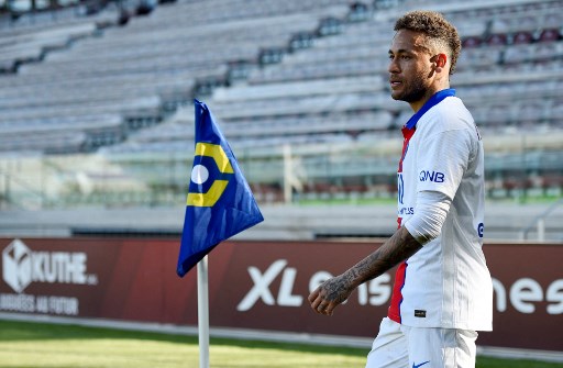 MANDOU MAL - Neymar criou algumas oportunidades para os companheiros, mas não conseguiu finalizar em gol e não contribuiu com nenhuma assistência diante do Metz