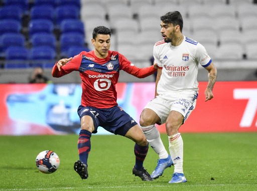 MANDOU MAL - Lucas Paquetá não contribuiu ofensivamente e entregou uma bola nos pés de Yalmaz, que assistiu Jonathan David no segundo do Lille na derrota do Lyon de virada por 3 a 2