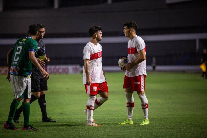 CRB: Atual vice-campeão alagoano. Foi 10º colocado na Série B de 2020.