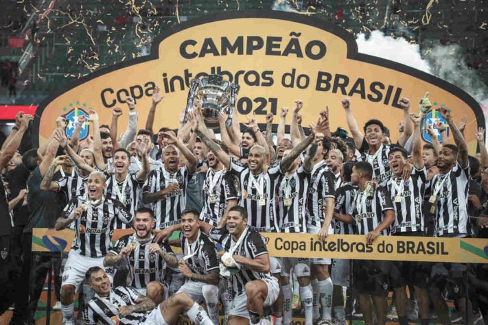 Título da Copa do Brasil - O Atlético-MG terminou a temporada batendo o  Athletico-PR na final da Copa do Brasil com certa facilidade, e conquistou o terceiro título no ano, completando a "Tríplice Coroa".