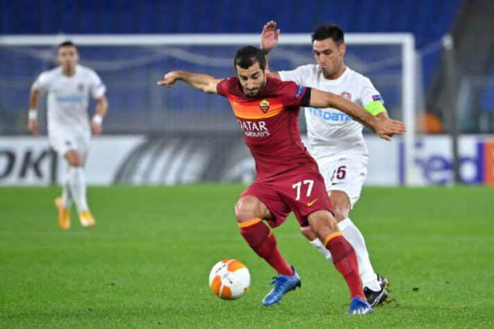 Mkhitaryan: O meia-atacante de 32 anos tem experiência de Premier League e está em fim de vínculo com a Roma. Mkhtaryan é uma boa opção ofensiva.