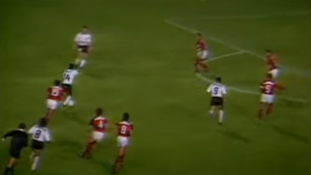 1991 - Flamengo 1 x 1 Corinthians, com gol de Marcelinho Carioca