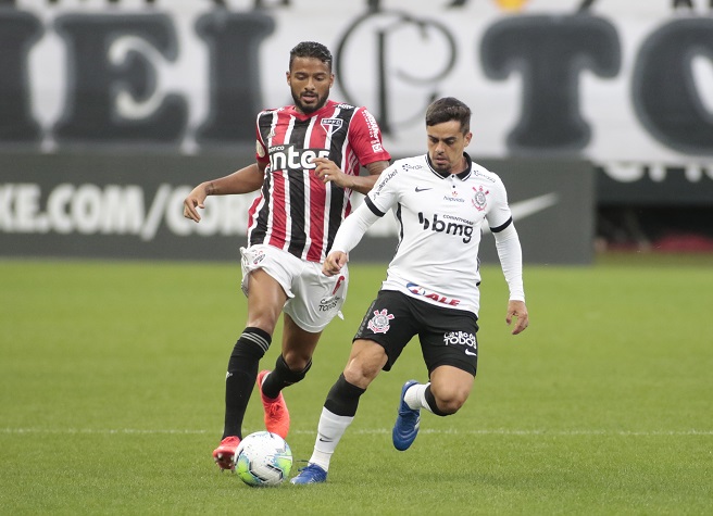 O Corinthians empatou com o São Paulo por 2 a 2 neste último domingo, no 14º duelo entre os times na Neo Química Arena, e manteve uma longa invencibilidade sobre o adversário. Relembre todos os jogos dessa sequência sem derrotas do Timão para o rival na Arena que começou em 2014.