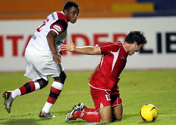 2008 - Coronel Bolognesi 0 x 0 Flamengo