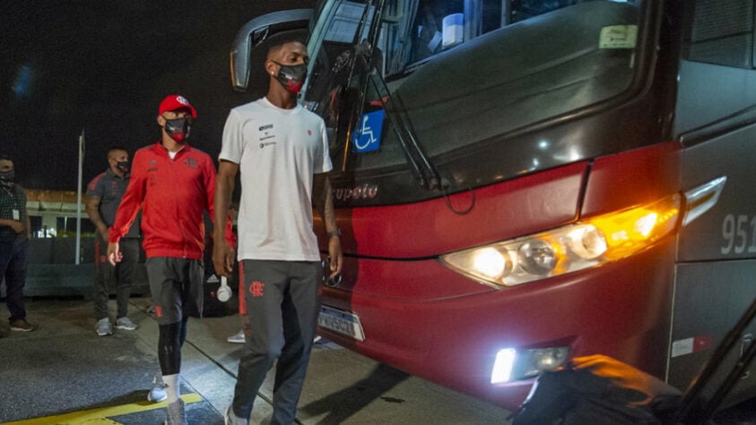 Imagens da chegada do Flamengo a Buenos Aires