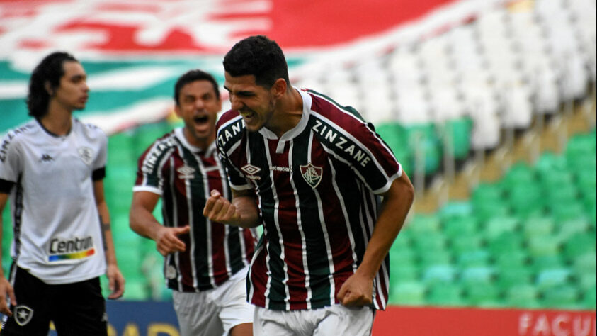 Neste sábado, o Fluminense venceu o Botafogo por 1 a 0, no Maracanã, em jogo válido pela 10ª rodada do Campeonato Carioca. Graças ao gol de Nino, o Tricolor conseguiu garantir com uma rodada de antecedência a classificação para às semifinais da competição. Veja as notas a seguir: 