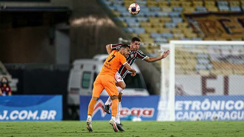 Nova Iguaçu: Sobe - Anderson Kunzel: O meio campo buscou articular as jogadas do Nova e foi premiado com um belo gol, logo após o Fluminense ampliar o placar para 2 a 0. Desce - ataque: Tanto Canela quanto Yan pouco apareceram na partida. Em geral, os atacantes deixaram a desejar e não conseguiram criar boas oportunidades. 