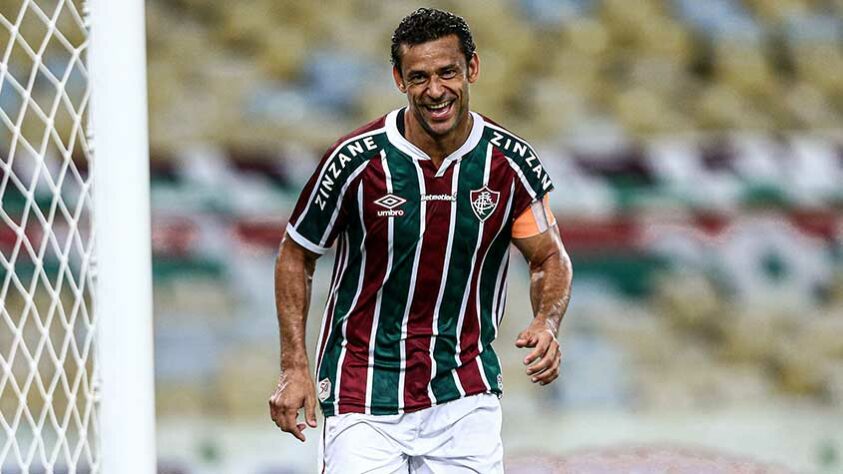 Fred - Um dos grandes sonhos da gestão e dos torcedores, o camisa 9 foi anunciado ainda durante a pandemia com contrato até o meio de 2022. Fora de campo, aumento de sócios e empolgação da torcida. Dentro dele, Fred demorou a engatar, mas chegou à melhor forma física ao final da última temporada e ajudou na arrancada pela Libertadores. Tem contrato até junho de 2022.