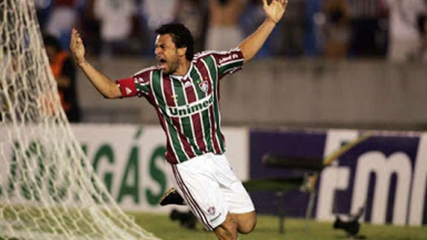 2010 - Fluminense 3 x 2 Portuguesa, pelo Carioca - Fred marcou o seu primeiro Hat-Trick com a camisa Tricolor. 