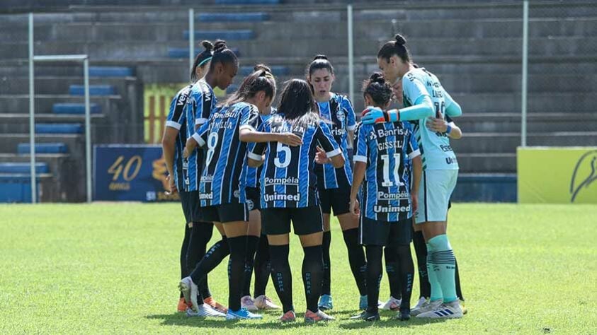15h - Grêmio x Botafogo - Brasileirão Feminino - Onde assistir: elevensports.com	
