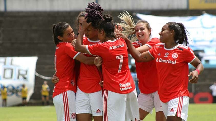 15h - Real Brasília x Internacional - Brasileirão Feminino - Onde assistir: elevensports.com