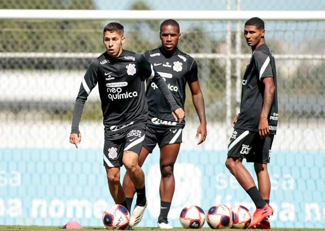 Com a inclusão de Mandaca, a lista de inscritos do Corinthians está ainda mais recheada de jovens da base do clube, que são maioria no elenco atual. Sem contar aqueles de gerações mais antigas como Caíque França, Fagner e Jô. Veja quem são os garotos inscritos pelo Timão no estadual: