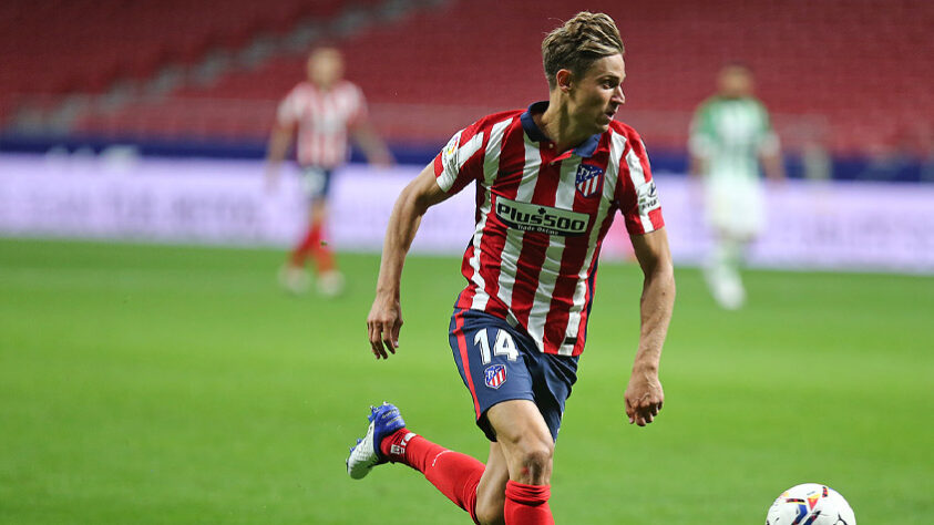 20 - Llorente, de 26 anos, terminou a temporada em alta. O meia espanhol foi um dos principais nomes do título do Atlético de Madrid. Ele também é avaliado em 80 milhões de euros (R$ 492 milhões). 