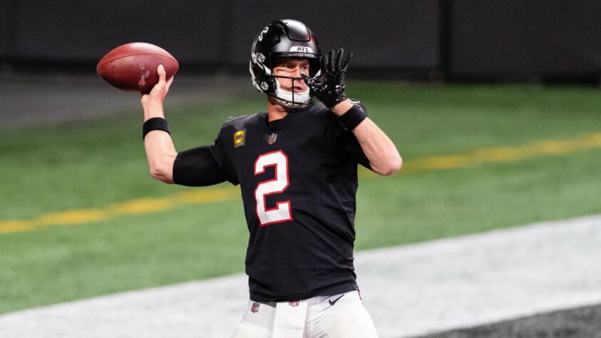 Se alguém merece ser absolvido pela decadência de Atlanta nos últimos três anos, é o seu quarterback. No atual ritmo, Ryan pode chegar ao Top 5 de todos os tempos da NFL em jardas de passe em apenas dois anos, e ainda terá 37 ao fim de 2022.