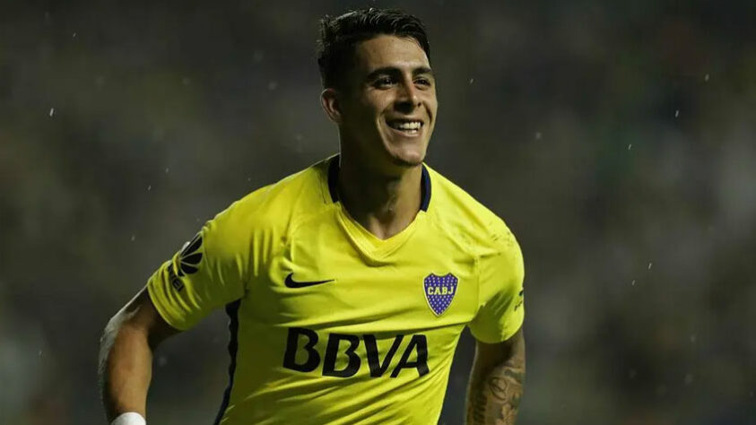 ESQUENTOU - O Boca Juniors está próximo de anunciar a venda do atacante Cristian Pavón ao Olympique de Marselha, da França. A negociação deve render 6 milhões de euros (R$36 milhões na cotação atual) aos cofres da equipe xeneize por 50% dos direitos econômicos do atleta. A informação é do jornal Marca.