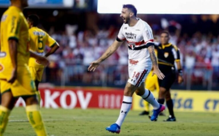 Pratto - O atacante Lucas Pratto estreou no empate contra o Mirassol, no dia 18 de fevereiro, no Paulistão. Na ocasião, o argentino balançou as redes uma vez. 