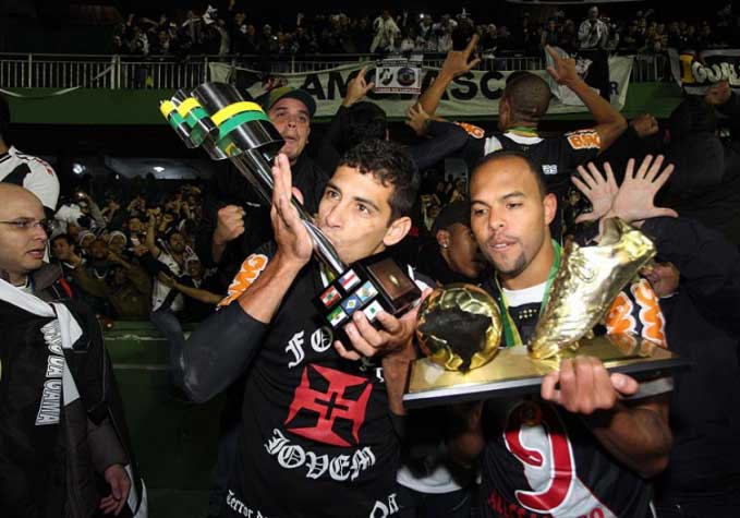 21º lugar - Vasco: 5 títulos nesse século / Campeonato Carioca 2003, 2015 e 2016; Campeonato Brasileiro Série B 2009 e Copa do Brasil 2011 (foto)