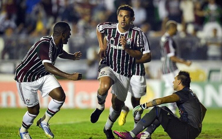 2013 - Fluminense 2 x 0 Emelec, pela Libertadores - Após um mês longe dos gramados, Fred voltou e marcou um dos gols da vitória que carimbou a vaga do Tricolor das Laranjeiras nas quartas de finais da competição continental. 