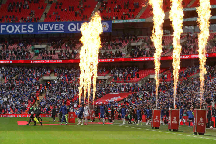 O Leicester venceu o Chelsea neste sábado (15) e conquistou a Copa da Inglaterra pela primeira vez em sua história. O jogo teve a presença de 21 mil torcedores no Estádio de Wembley. Veja a seguir as fotos.