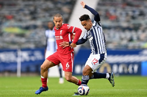 NA MÉDIA - Matheus Pereira construiu o primeiro gol do West Brom sobre o Liverpool e foi uma das principais armas ofensivas da equipe