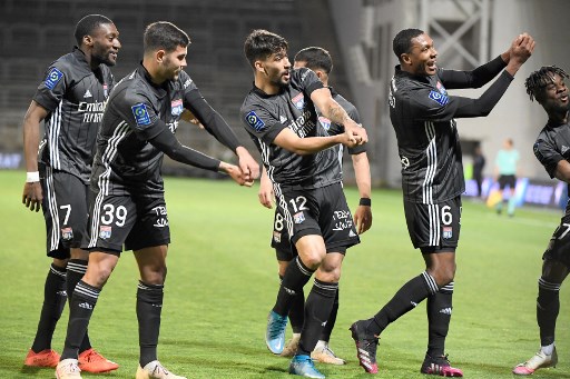 MANDOU BEM - Lucas Paquetá comandou a grande vitória do Lyon sobre o Nimes com dois gols e uma assistência