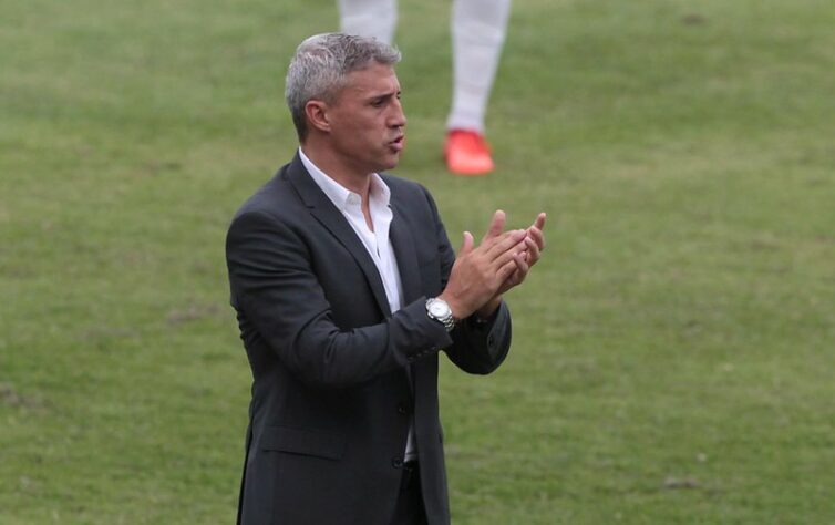 Treinando o São Paulo desde março de 2021, o argentino Hernán Crespo teve um excelente início de trabalho no comando da equipe. Confira algumas marcas importantes atingidas pelo treinador no comando do São Paulo.