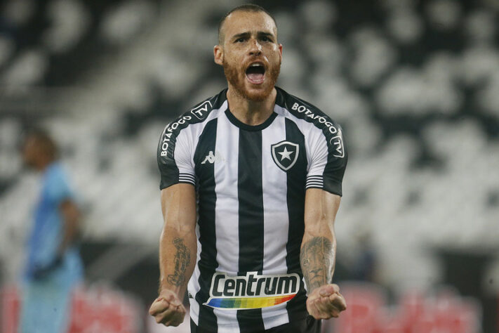 No Nilton Santos, o Botafogo venceu o Nova Iguaçu por 1 a 0 e garantiu uma vaga na final da Taça Rio. O gol da partida foi marcado pelo meio-campista Pedro Castro. Na decisão, o Alvinegro terá pela frente dois clássicos diante do Vasco nos próximos finais de semana. Confira as notas dos jogadores do Glorioso. (Por Felipe Melo - felipeeduardo@lancenet.com.br)