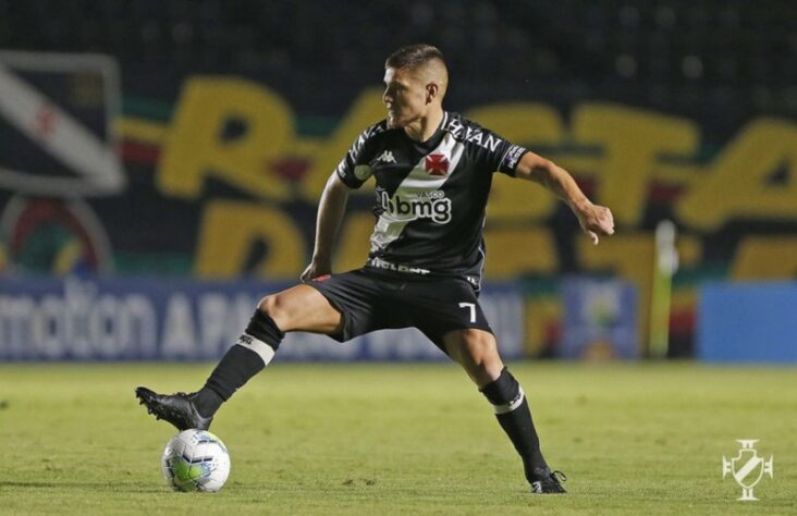 21º - Vasco 1x0 Fluminense - Campeonato Brasileiro 2020. Léo Gil cruzou, Cano dominou tirando do goleiro e só teve o trabalho de marcar. 