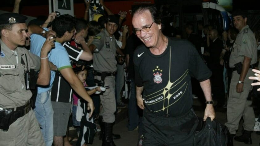 Antônio Lopes - Treinou o Corinthians entre setembro de 2005 e março de 2006 - 37 jogos (Campeão Brasileiro de 2005)