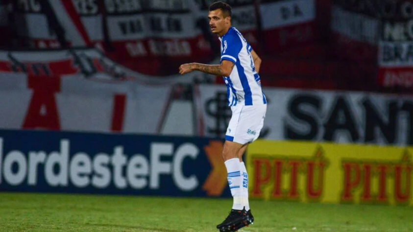 Bruno Mota: 25 anos – meio-campo – CSA – 6 gols em 8 jogos no Campeonato Alagoano