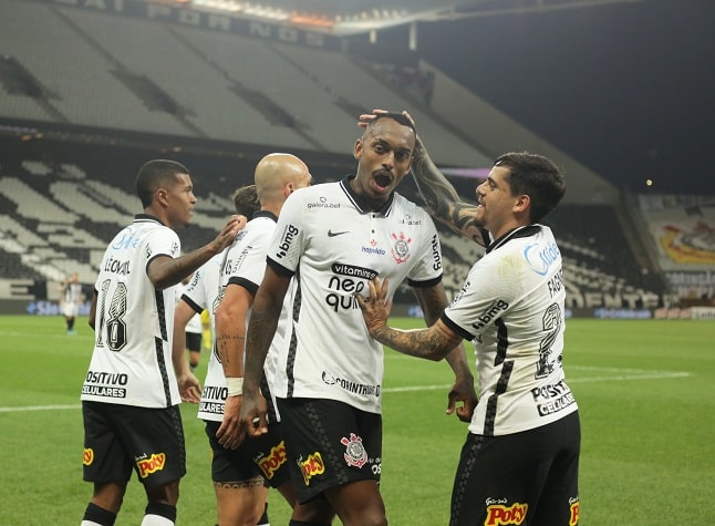 Ao bater a Inter de Limeira, na última terça-feira, o Corinthians chegou pela sétima vez consecutiva na semifinal do Campeonato Paulista, a oitava contando as últimas dez edições da competição estadual. Relembre como o Timão terminou nos últimos 14 anos de Paulistão: