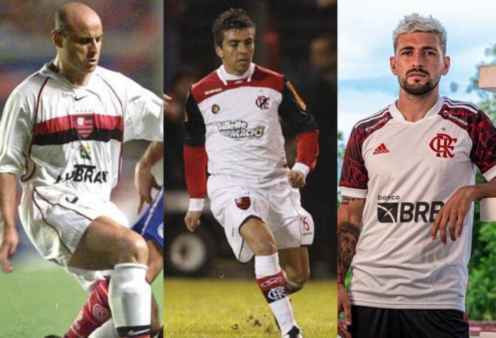 Tem Manto novo na área! A camisa 2 do Flamengo para a temporada de 2022 foi lançada nesta quinta-feira. Nesta galeria, o LANCE! relembra a evolução do uniforme 2 do clube neste século.