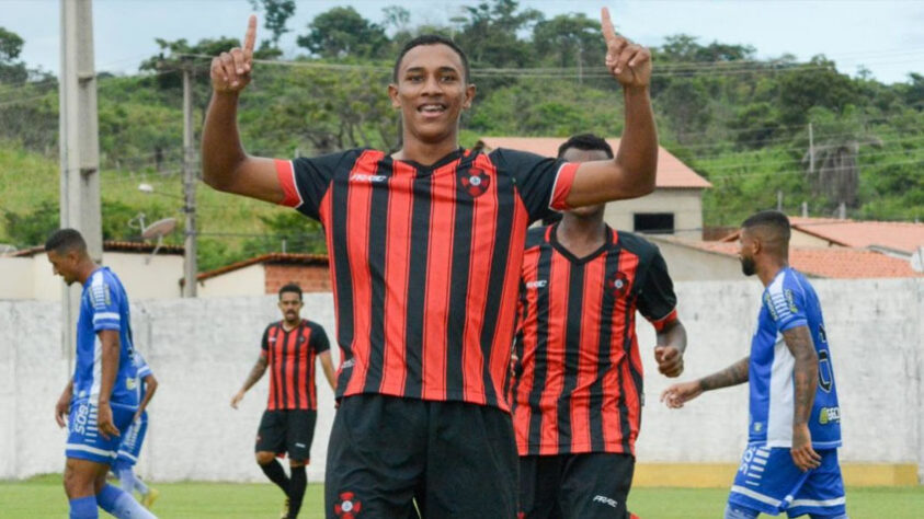 Felipe Cruz: 21 anos – atacante – Moto Club - 5 gols em 7 jogos no Campeonato Maranhense