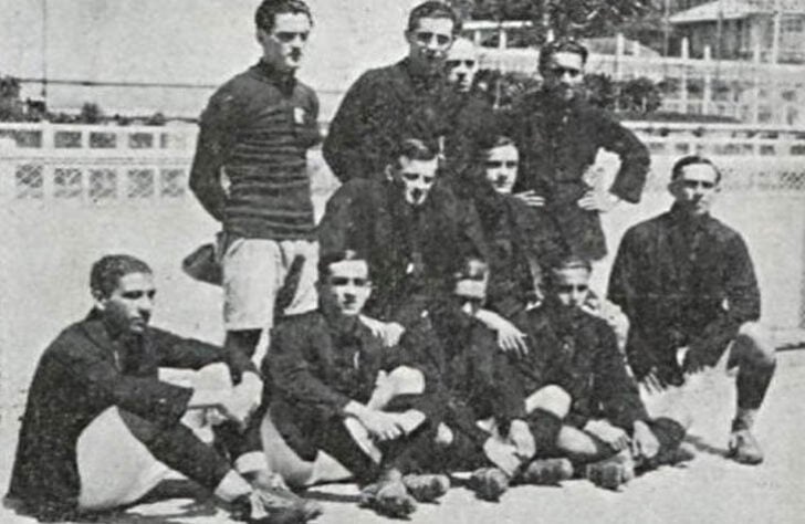 1921 - 4º título estadual do Flamengo - Vice: América