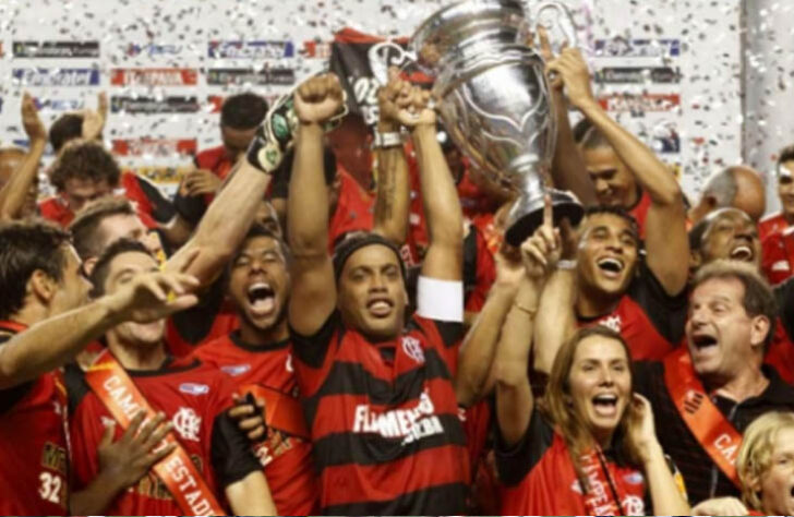 Campeão da Taça Rio de 2011: Flamengo 0 (3) x 0 (1) Vasco. Consequentemente, foi Campeão Carioca