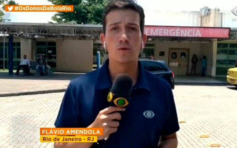 O repórter Flávio Amendola segue nos noticiários esportivos. Ao ser demitido, ele acertou com a Band.