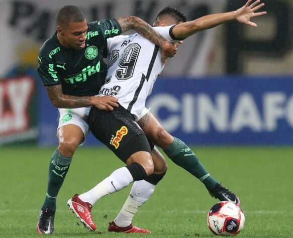 Sob o comando de Vágner Mancini, o Timão foi eliminado do Paulistão pelo rival Palmeiras, ao perder por 2 a 0.