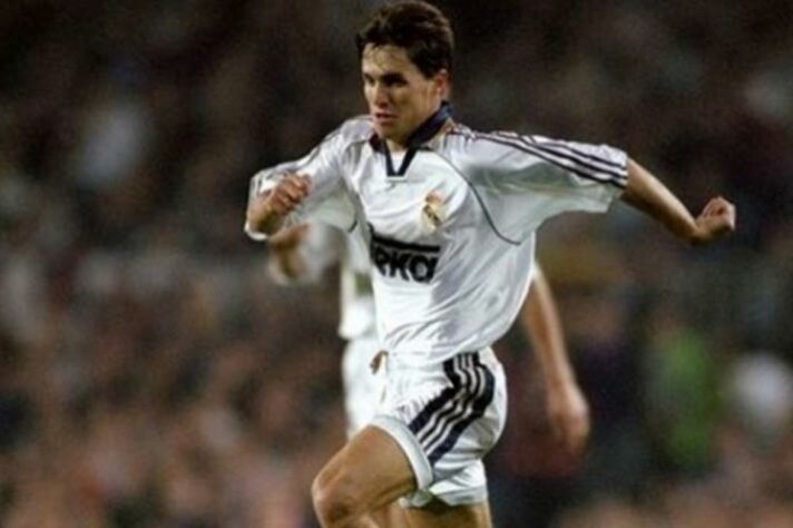 Sávio, também do Real Madrid, conquistou três vezes a Champions.