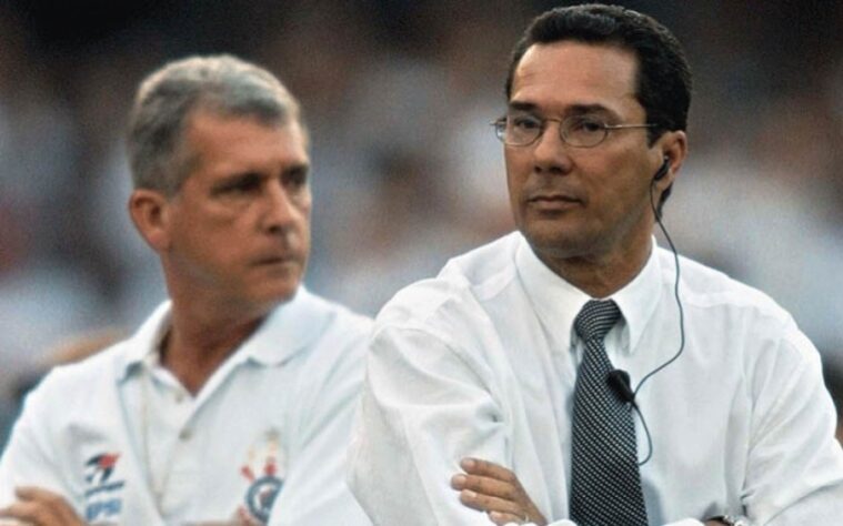 Vanderlei Luxemburgo - Fevereiro a dezembro de 2001 - 67 jogos/32 vitórias/14 empates/21 derrotas - 54,73% de aproveitamento