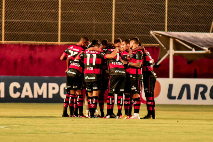 O Vitória teve 12 desfalques por Covid-19 para enfrentar o Fluminense de Feira pela primeira fase do Campeonato Baiano.