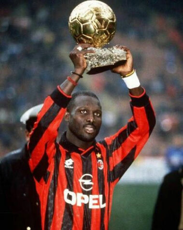 1995 - George Weah (PSG / Milan) / 2º lugar: Paolo Maldini (Milan); 3º lugar: Jurgen Klinsmann (Tottenham/Bayern de Munique)