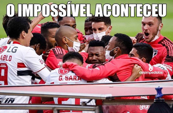 São Paulo é campeão do Paulistão e torcedores festejam a conquista nas redes sociais. Após mais um vice na temporada, Palmeiras vira alvo dos memes.