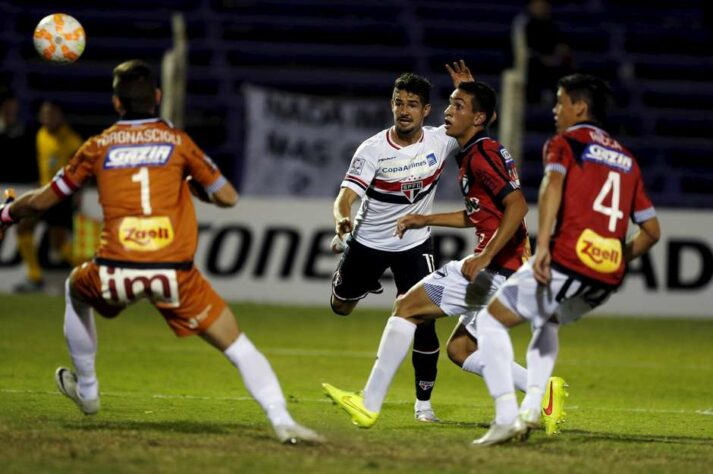 No jogo da volta daquela mesma edição, o São Paulo venceu o Danúbio, do Uruguai, por 2 a 1, fora de casa. Os gols da equipe paulista foram marcados por Centurión e Pato, enquanto o gol dos uruguaios foi marcado por Leandro Sosa.