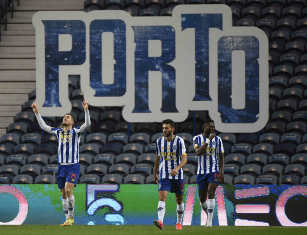 Junto do time de Alvalade, o Porto disputará a fase de grupos da Champions League.