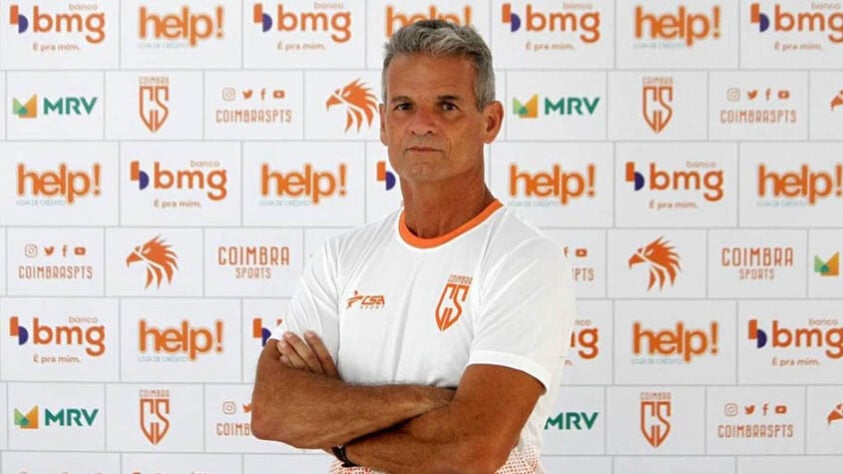 FECHADO - O Coimbra Sports começou uma profunda modificação no seu quadro técnico do futebol profissional. Foram desligados do clube o treinador Eugênio Souza, o preparador físico Wladimir Braga e o supervisor Luiz Carlos Baiaga.