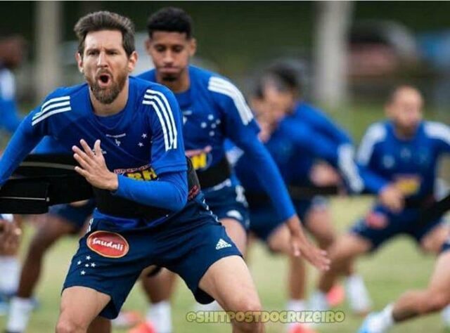 Lionel Messi com a camisa do Cruzeiro